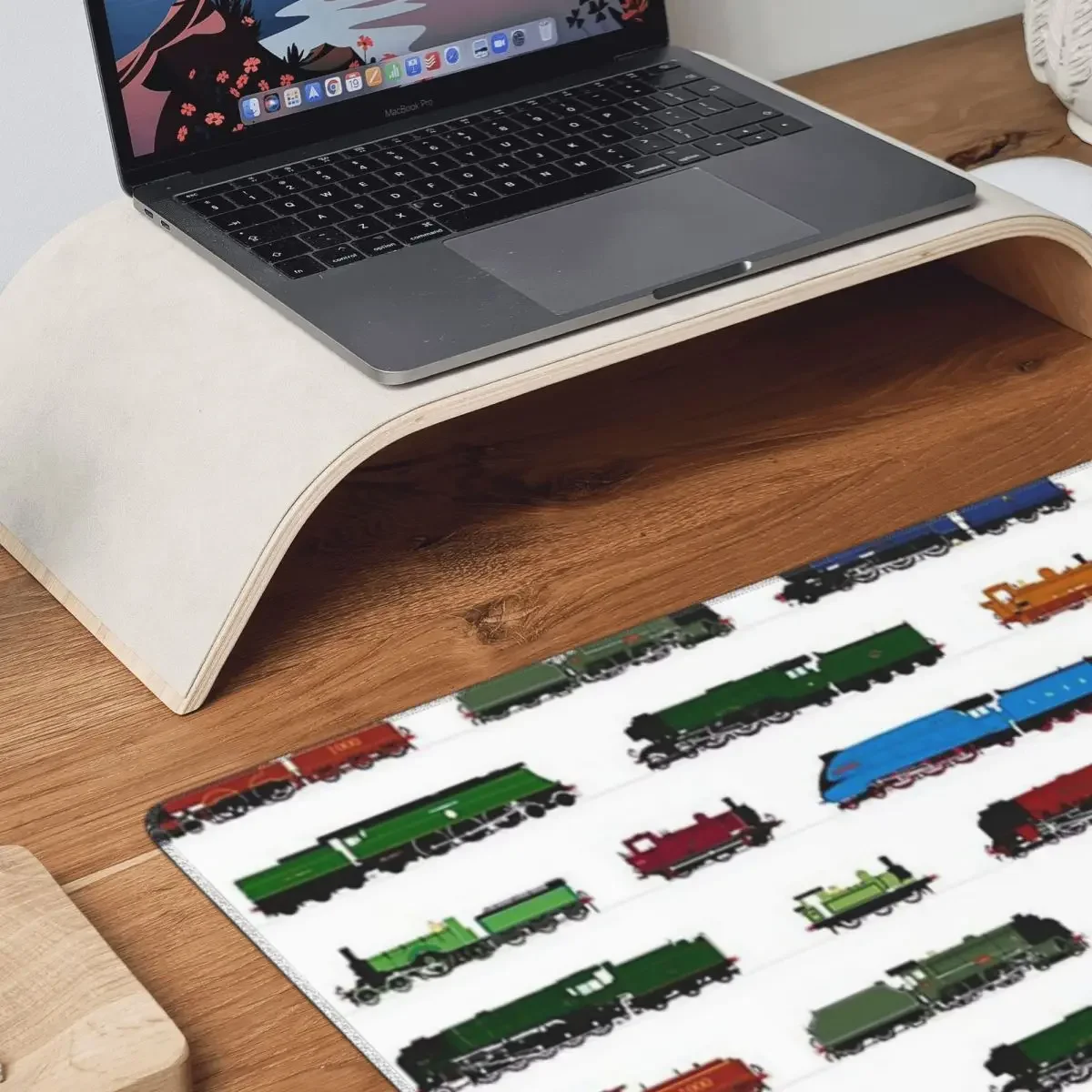 영국의 상징적인 증기 기관차 대형 마우스 패드 컴퓨터  - Gaming Accessories Icon 리뷰 및 가격